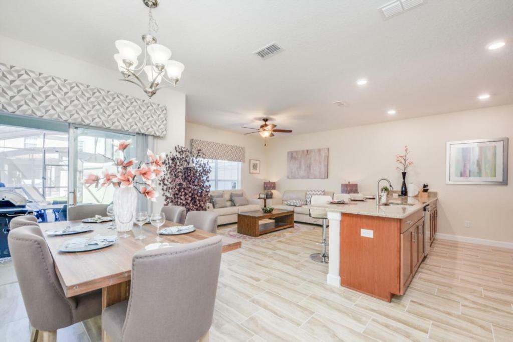 Pleasant House In Storey Lake Near Disney 키시미 외부 사진